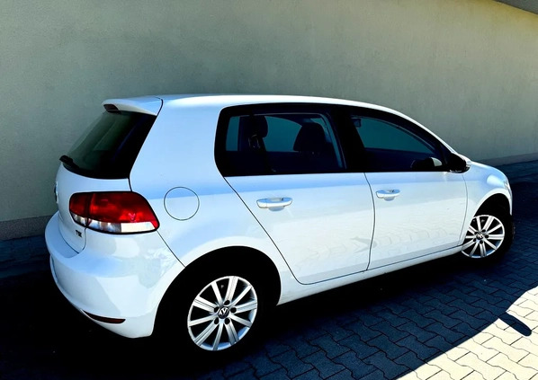 Volkswagen Golf cena 25900 przebieg: 127000, rok produkcji 2012 z Biała małe 667
